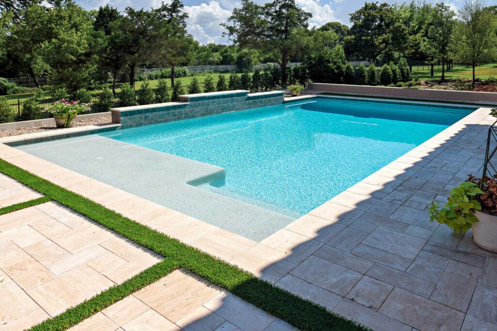 pool-remodels-PebbleBreeze-GulfShores-backyard